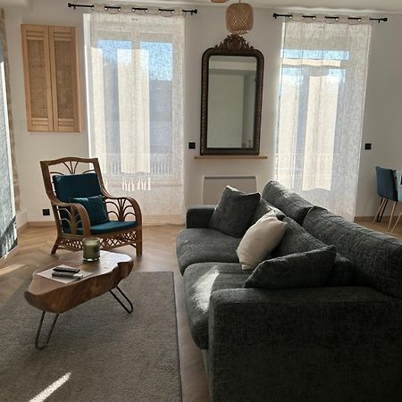 Carnot Place Bourgoin-Jallieu Eksteriør billede